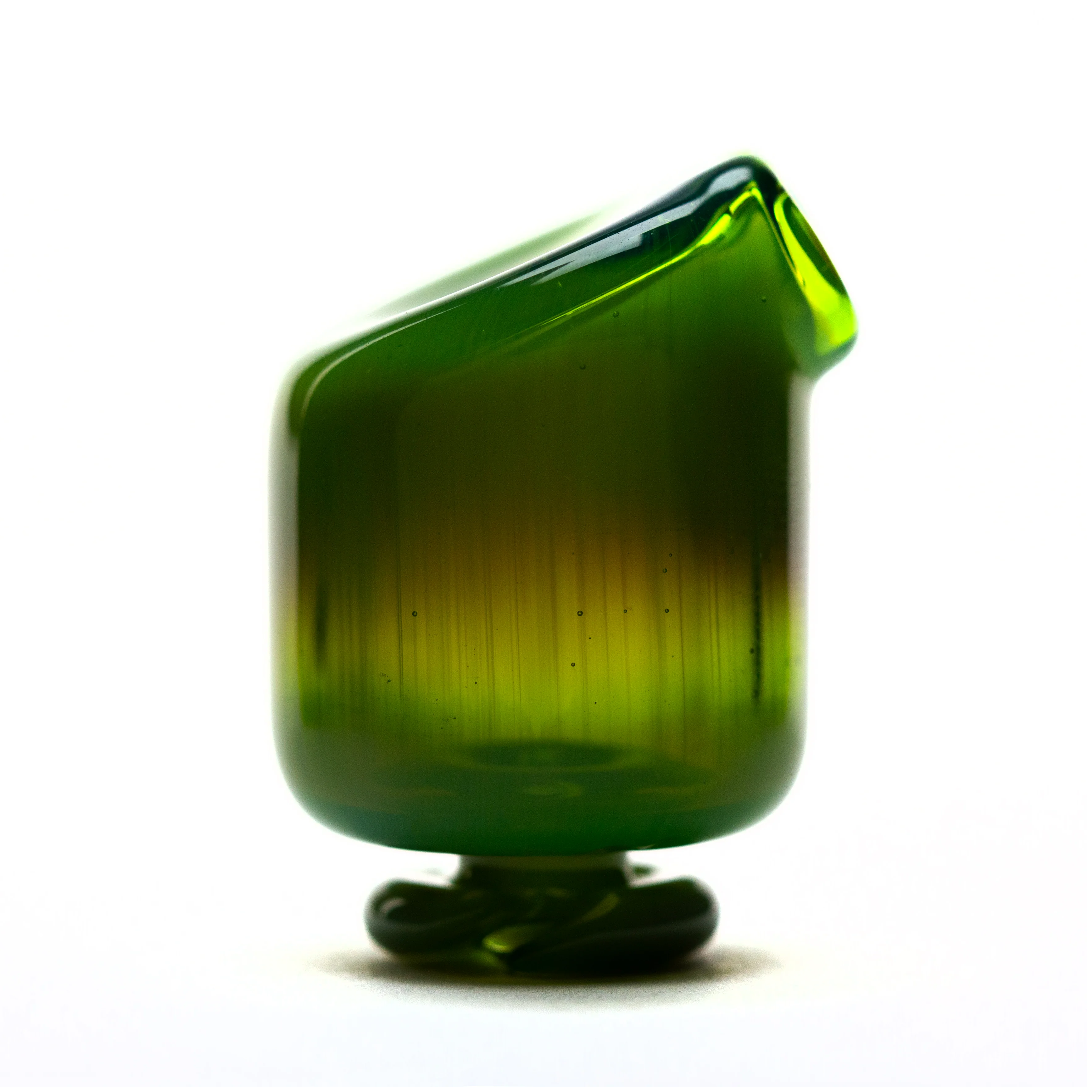 Dense Green Energy Pivot Spinner Tip & Pearls #KZM41